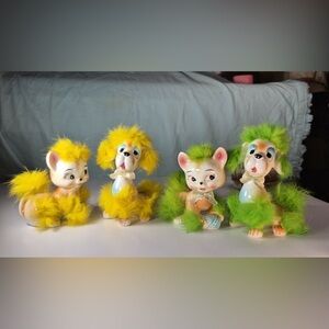 RARE MCM Kitsch Cat & Dog Figurine Anthropomorphic Family Yellow or Green Fur